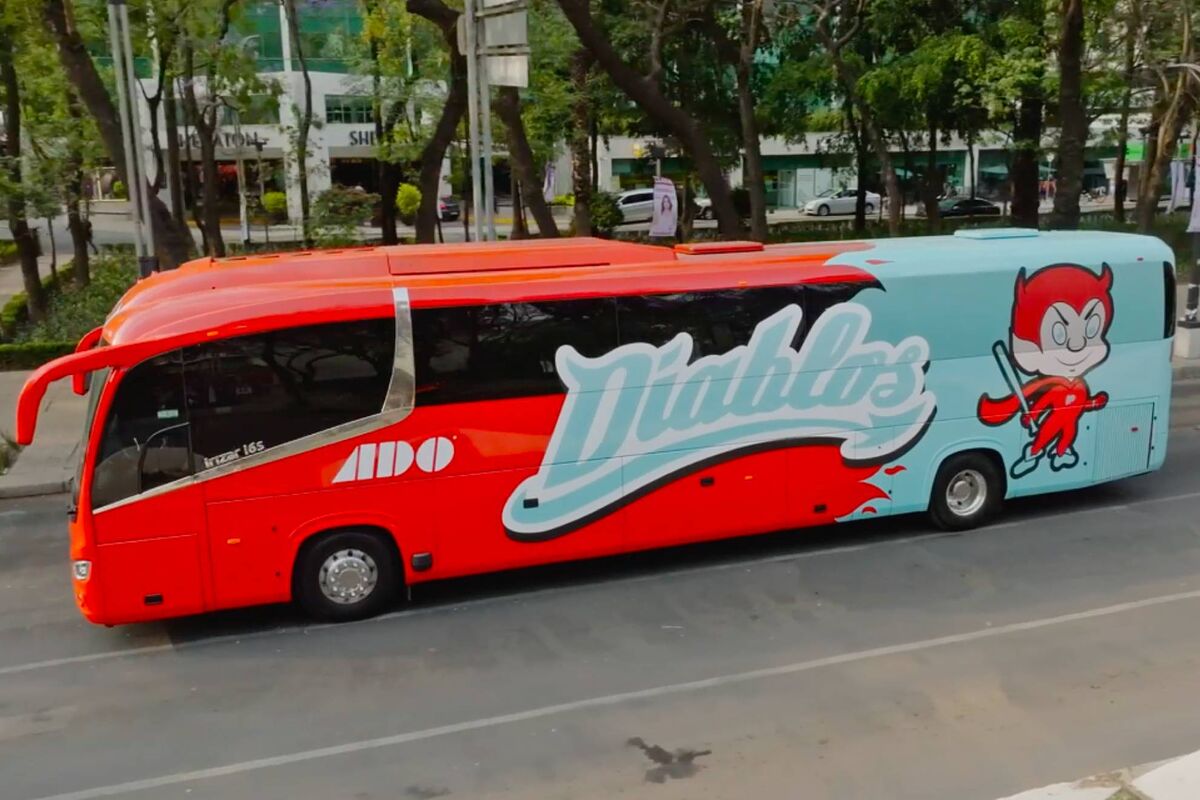 Diablos Rojos exhibe un lujoso autobús decorado con la…